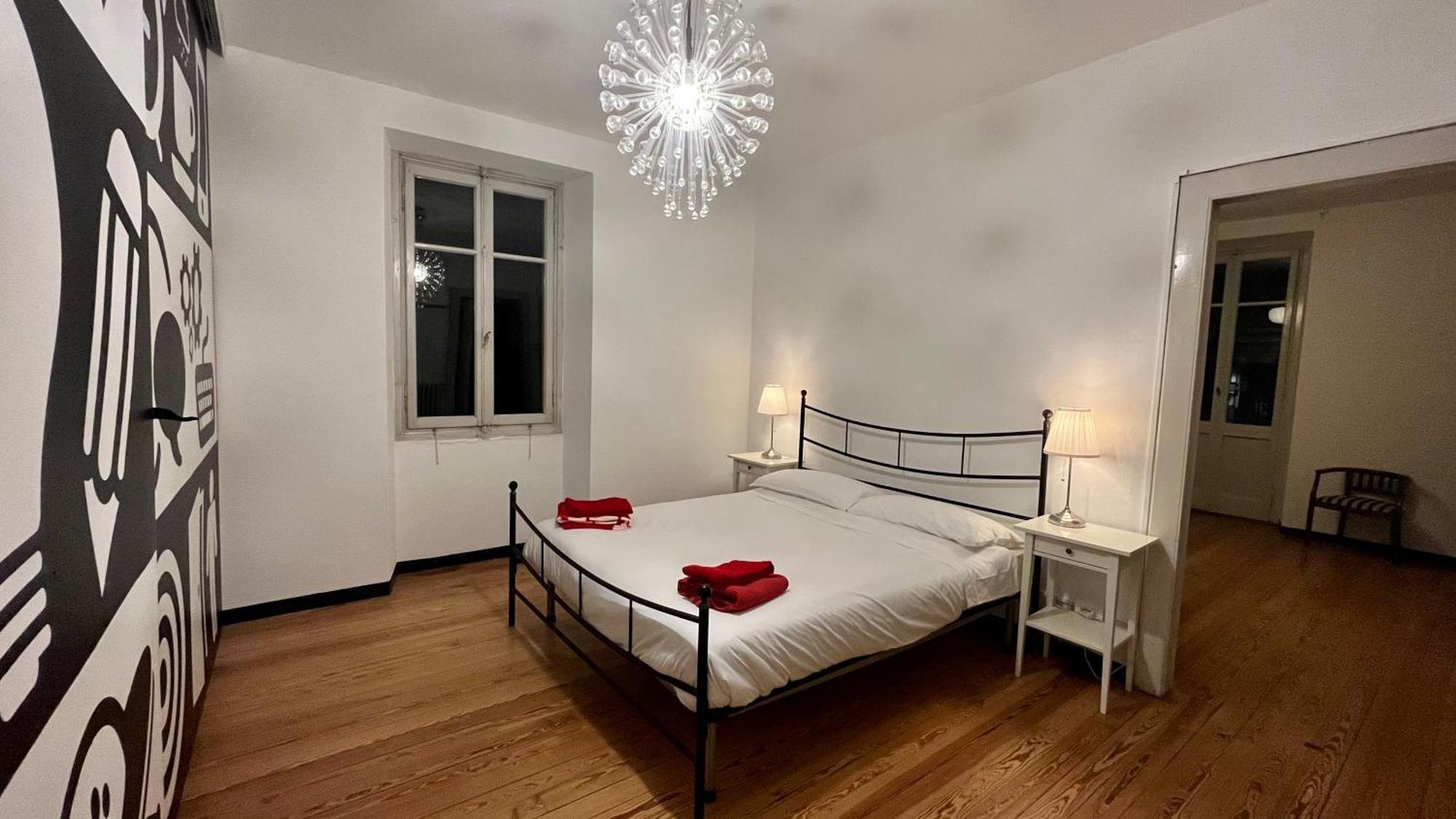 Antica Casa Storica Con Giardino Lägenhet Domodossola Exteriör bild